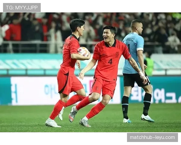 金玟哉荣膺意甲最佳后卫，防守表现惊艳获高度认可