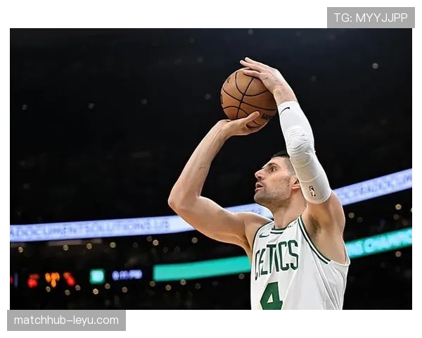 武切维奇高效篮下强攻助魔术拉开与对手内线差距