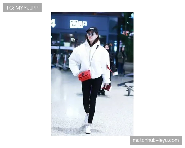 杜丽穿训练服去买菜，那气场比我去夜店还贵